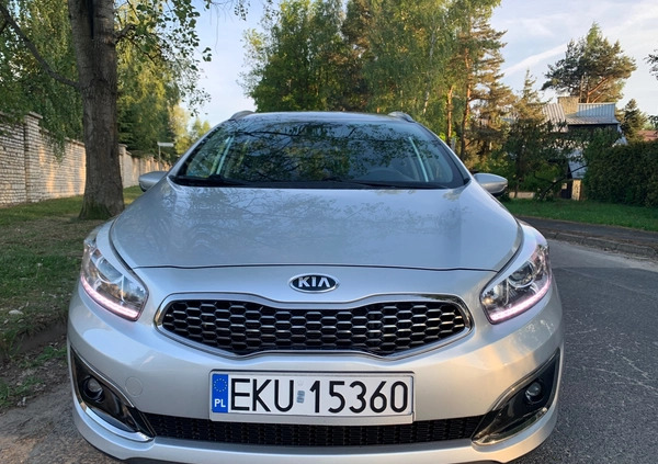 Kia Ceed cena 39900 przebieg: 144000, rok produkcji 2017 z Poręba małe 154